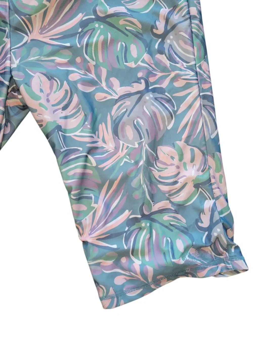 UV Skinz NWT Pastel Leaf Print Bermuda Swim Shorts Women's Size 3XL